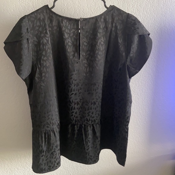 LOFT top *NEVER WORN* - Picture 6 of 7